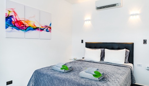 Habitación Premium doble, 1 cama de matrimonio, vistas a la piscina