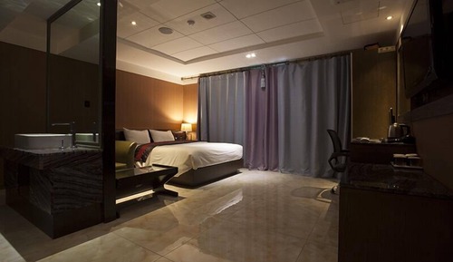 Habitación básica con 2 camas individuales