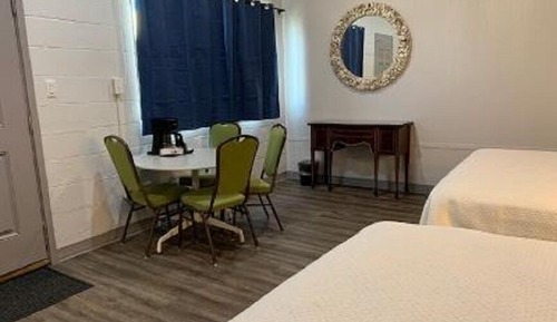 Habitación estándar, 2 camas de matrimonio, Se admiten mascotas, junto a la piscina