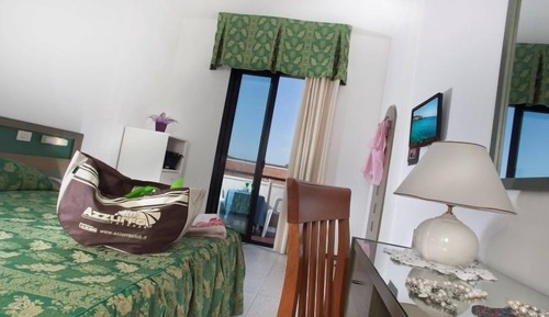 Habitación cuádruple Confort