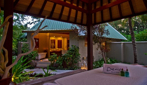Deluxe Beach Cottage