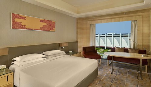 Habitación, 1 cama de matrimonio grande (Elante Mall View)