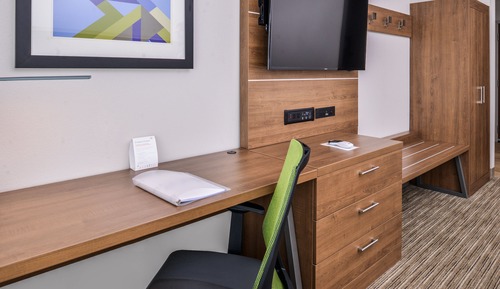 Habitación estándar, 1 cama de matrimonio grande, bañera accesible (Communications)