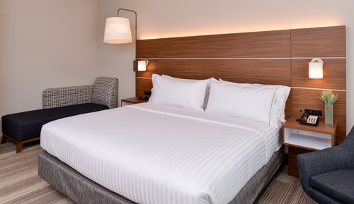 Habitación estándar, 1 cama de matrimonio grande (Mobility, Roll-In Shower)