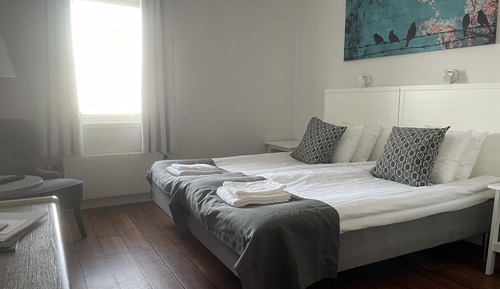 Habitación con 2 camas individuales