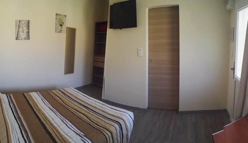 Habitación Confort doble, 1 cama doble, accesible en silla de ruedas, baño privado