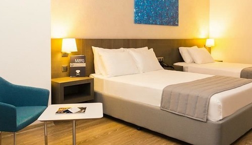 Habitación Deluxe con 1 cama doble o 2 individuales