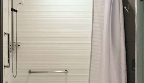 Habitación, 2 camas de matrimonio (Mobility Accessible, Tub)