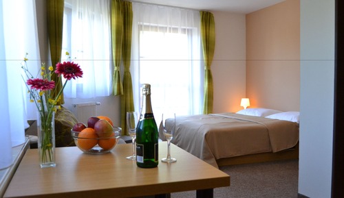Habitación cuádruple (Classic, +1 Extra Bed)