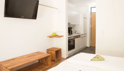 Estudio Confort, cocina básica (terrace)