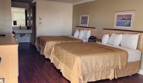 Habitación económica doble, 2 camas de matrimonio