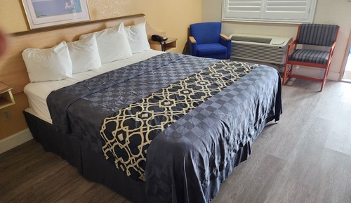 Habitación básica, 1 cama de matrimonio
