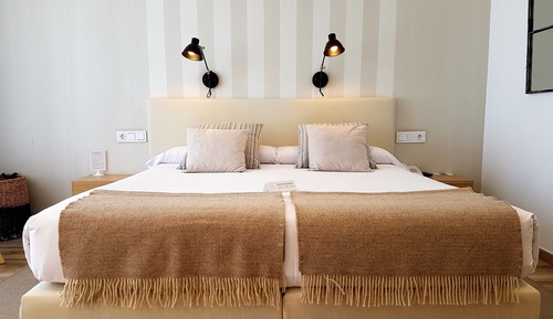 Habitación Deluxe con 1 cama doble o 2 individuales, vistas al mar
