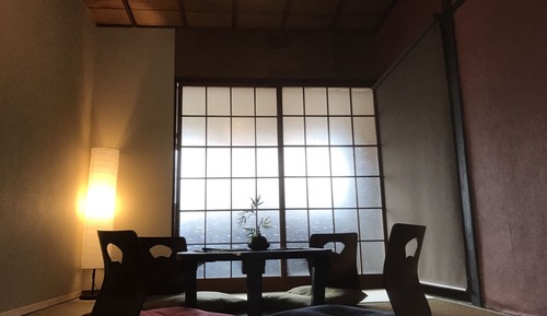 Casa básica, 3 habitaciones, no fumadores, vistas a la ciudad