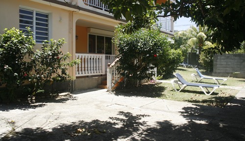 Apartamento económico, 2 habitaciones, en la zona del jardín