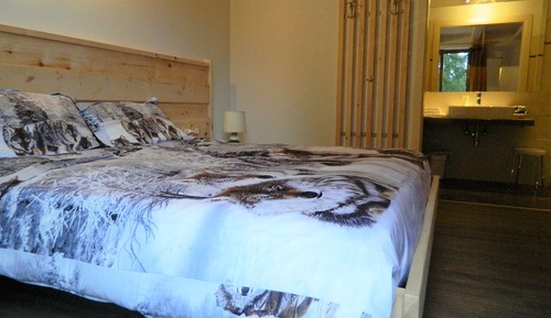 Habitación romántica doble, junto a la montaña