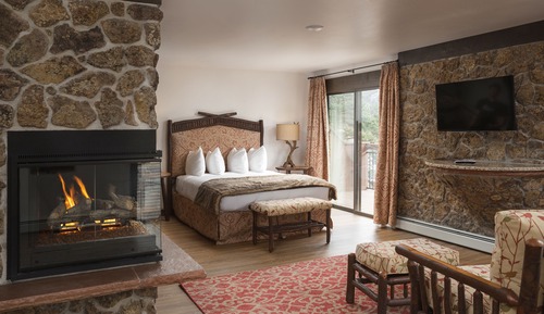 Suite Signature, 1 cama de matrimonio, chimenea, vistas al río (18+ Only)