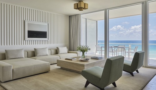 Oceanfront One-Bedroom Suite Accessible