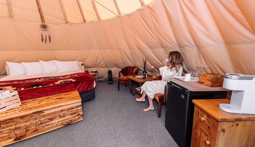 Deluxe Tent