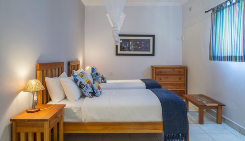 Habitación familiar, vistas al jardín