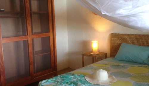 Habitación triple, vistas al mar