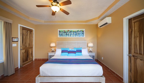 Habitación básica, 1 cama de matrimonio grande