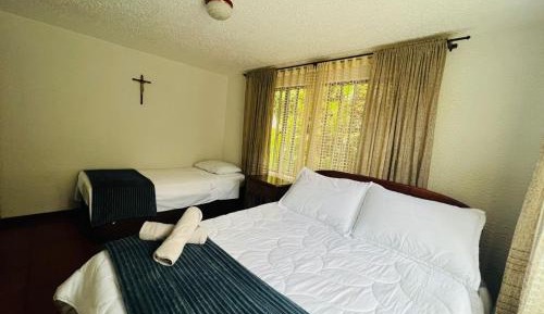 Deluxe Double Room (2 Adults + 1 Child)