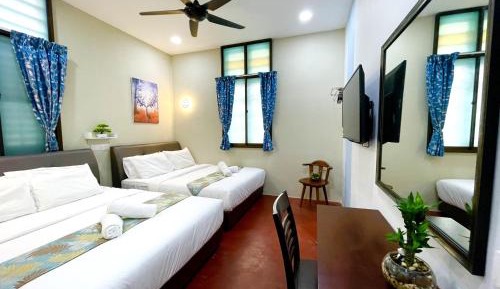 Deluxe Family Room