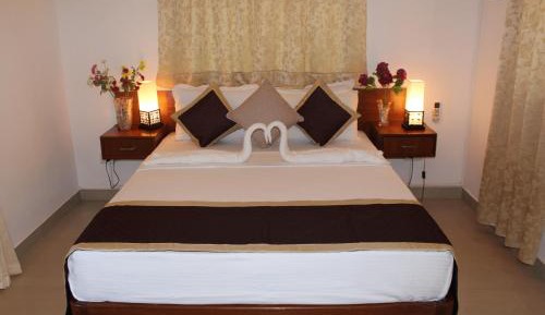 Deluxe King Suite