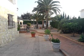 Rincon de Loix Villa | Bonito chalet con piscina en Benidorm