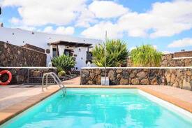 Guime Villa | VILLA IN LANZAROTE WITH POOL PRIVATE