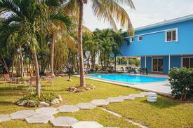 Municipality of Habana del Este Villa | V Royal Duke: beachfront villa with swimming pool
