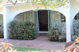 Sunset Crest Apartamento | Frangipani Apartments No 2, Sunset Crest