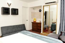 Las Piedras Hotel | Standard Deluxe Onyx Aparta Hotel