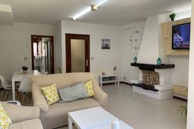 Laredo Villa | CHALET en Laredo cerca de la playa Salvé.