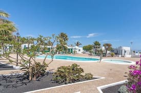 Los Pocillos Villa | 2 bed newly renovated bungalow/villa Los Pocillos.