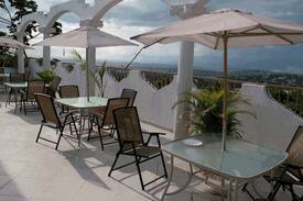 Turgeau Hotel | Pacot Breeze 3 BR 2Baths Apartment