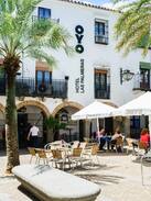 Zafra Old Town Hotel | 1 BR Twin Room Stay In Las Palmeras, Zafra