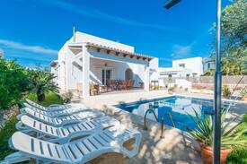 Cala d'Or Villa | With Pool and Fantastic Garden - Villa Cala Ferrera