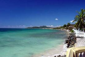 Esperanza Hotel | Amapola Beach in the charming Esperanza Malecon
