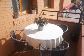 Alcaniz Apartamento | MeQuedo en Alcañiz III