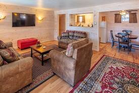 Lake George Apartamento | White Pine at Pinecone Lodge