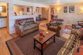 Lake George Apartamento | White Pine at Pinecone Lodge
