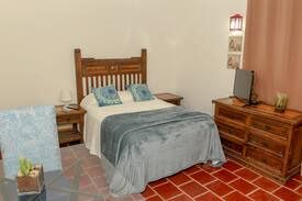 Las Piedras Hotel | Standard Deluxe Onyx Aparta Hotel