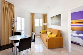 Los Cristianos Apartamento | Checkin Atlántida: Apartamento para 2 personas