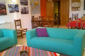 Calomarde Hostal | Espacio Tristan Jones. Posada de Calomarde.