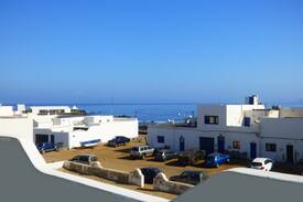 Caleta de Famara Casa | Montaña Clara