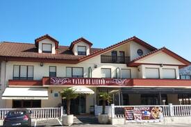 Liendo Hostal | LIENDO:TERRAZA A VALLE 8D (LAREDO PLAYA) EN 10 MIN