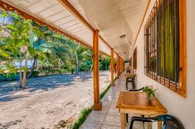 Puerto Viejo de Talamanca Hotel | Yucca Oceanfront Cabinas