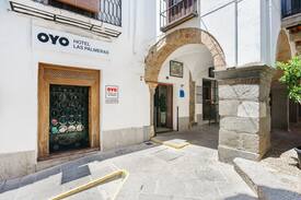 Zafra Old Town Hotel | 1 BR Twin Room Stay In Las Palmeras, Zafra